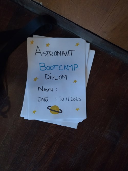 Austronaut Boot Camp-diplom Store Magleby Skoles SFO